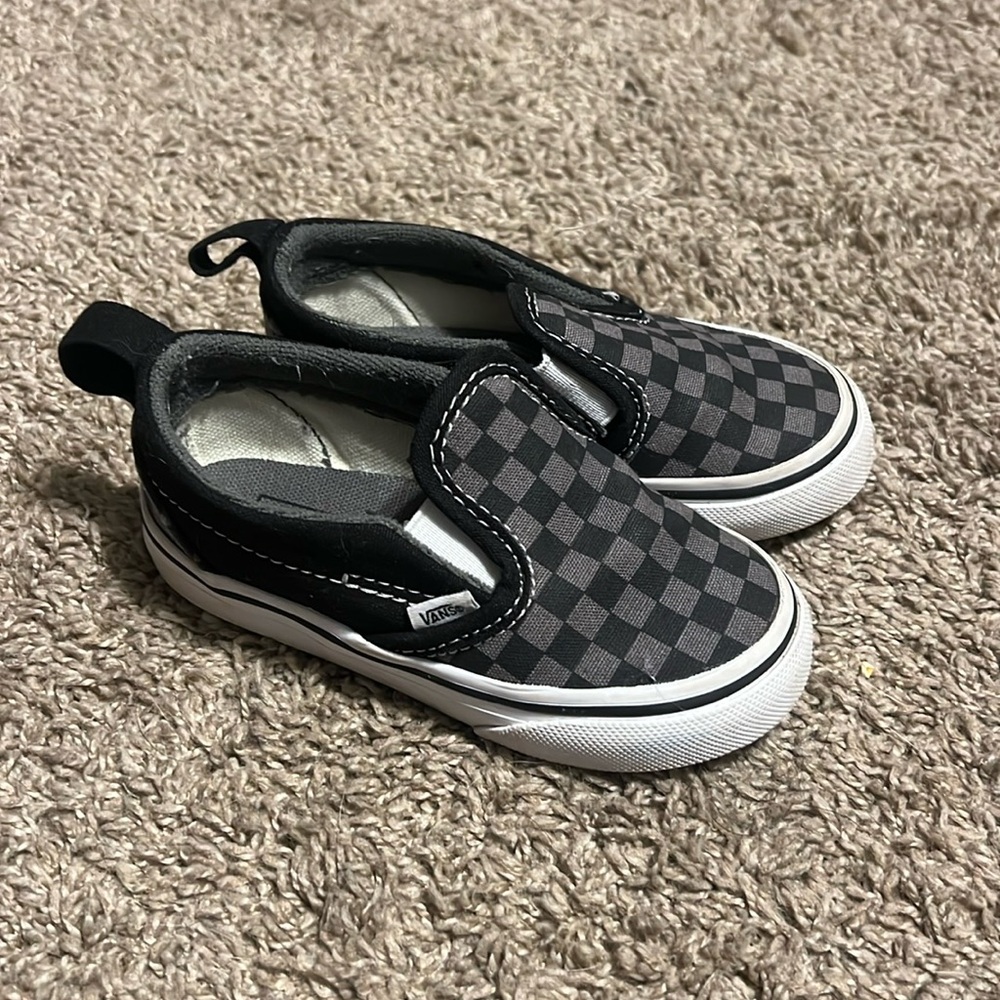 Toddler checkerboard Slip-On Velcro vans size 7